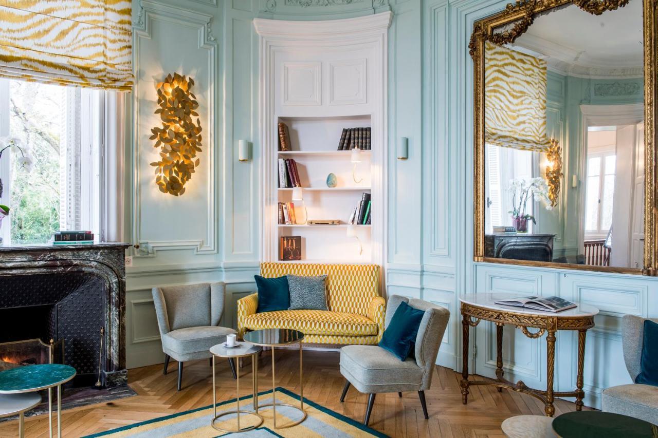 Domaine De La Tortiniere Hotel Veigne Luaran gambar
