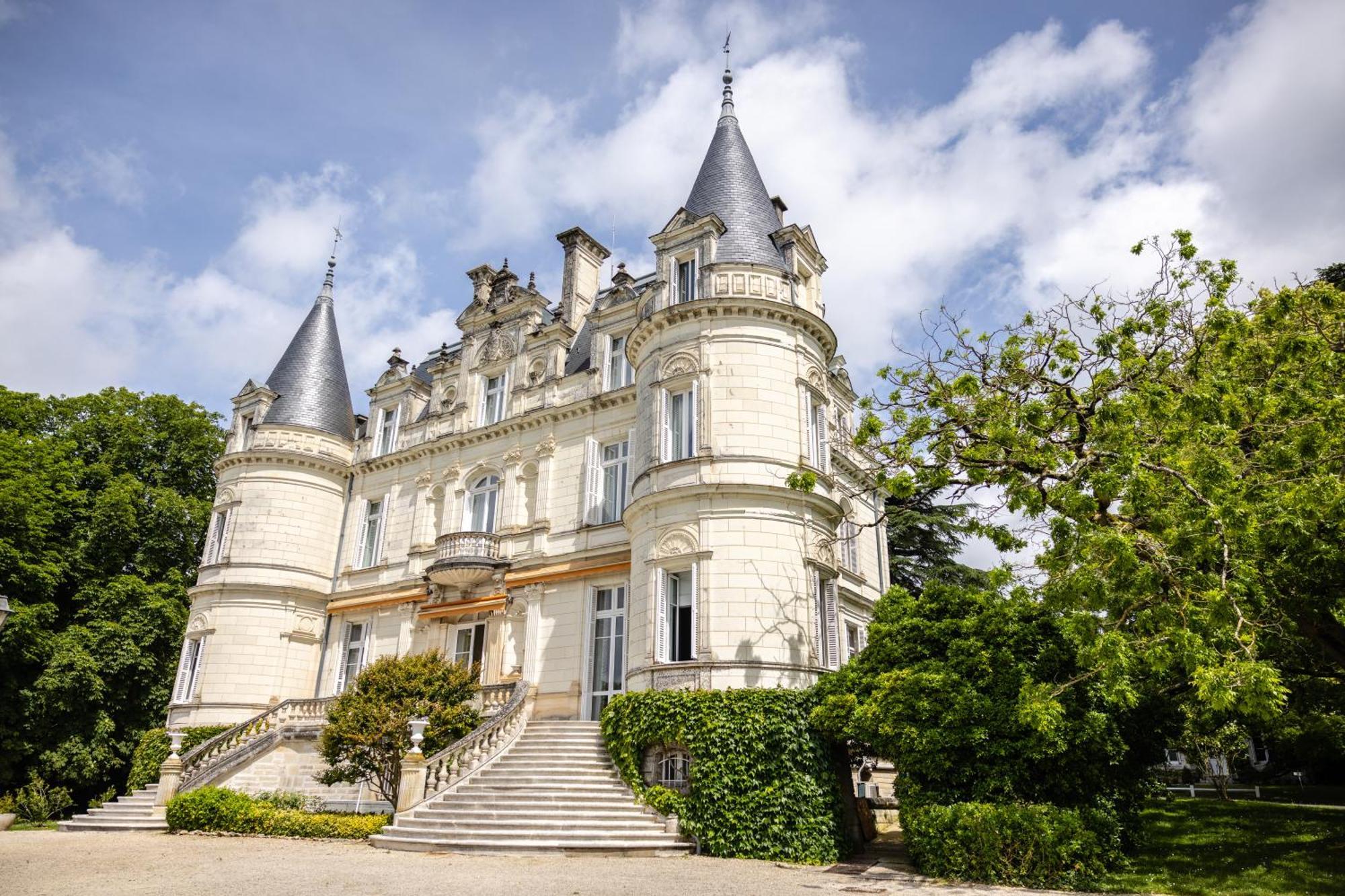 Domaine De La Tortiniere Hotel Veigne Luaran gambar