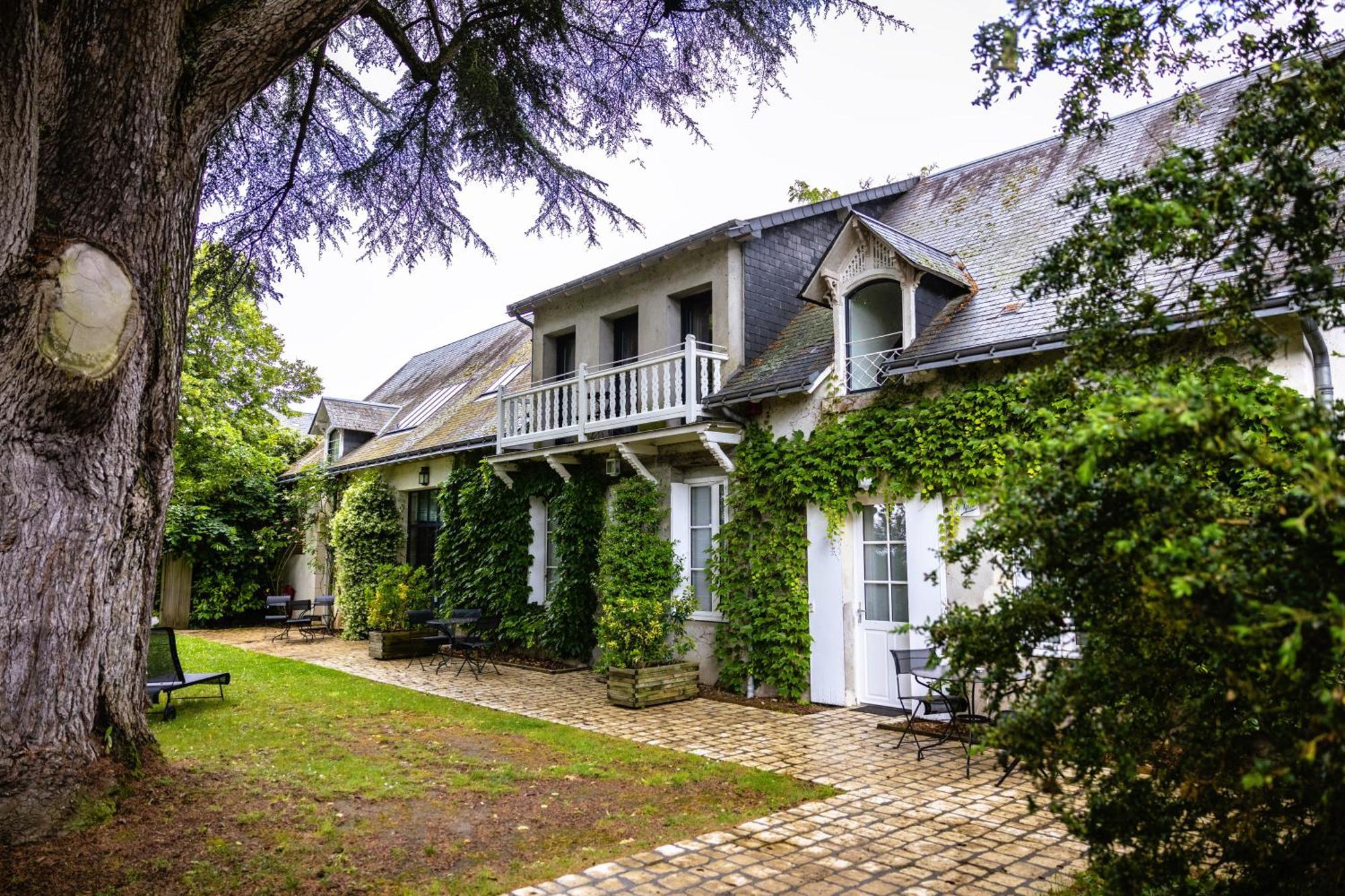 Domaine De La Tortiniere Hotel Veigne Luaran gambar