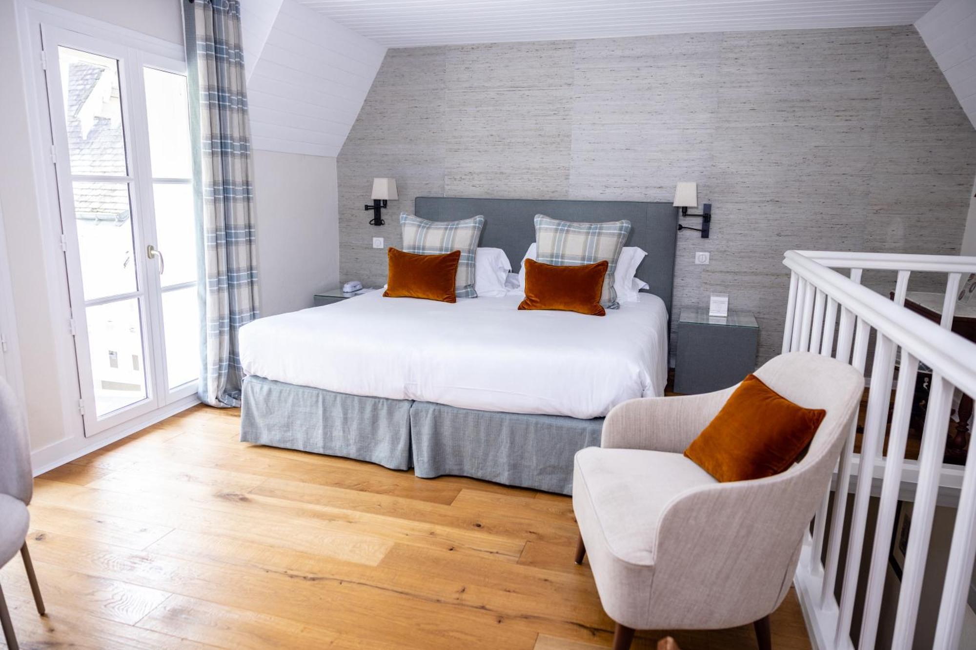 Domaine De La Tortiniere Hotel Veigne Luaran gambar