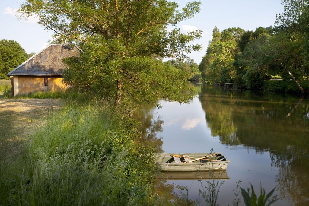 Domaine De La Tortiniere Hotel Veigne Luaran gambar